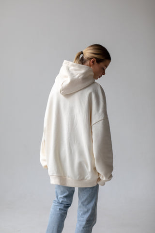 Sweatshirts & Hoodies