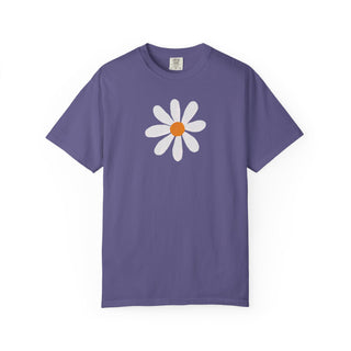 Artisan Grove Daisy Organic Cotton Tee | Vintage Floral Graphic Tee