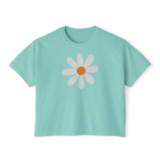 Artisan Grove Daisy Boxy Tee | Cropped Floral Graphic T-Shirt
