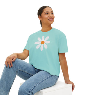 Daisy Graphic Boxy Tee — Cute Floral Cropped Women's T-Shirt