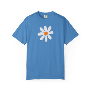 Artisan Grove Daisy Organic Cotton Tee | Vintage Floral Graphic Tee