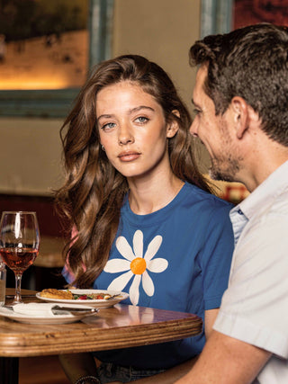 Daisy Organic Cotton Tee | Vintage Floral | Artisan Grove