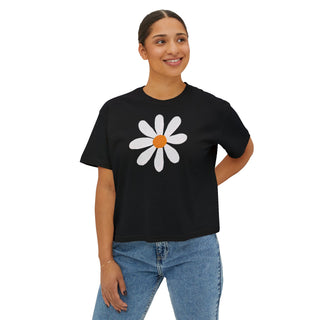 Artisan Grove Daisy Boxy Tee | Cropped Floral Graphic T-Shirt