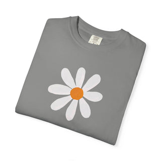 Daisy Organic Cotton Tee | Vintage Floral | Artisan Grove