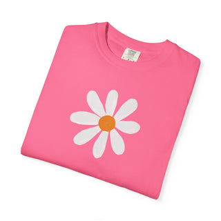 Artisan Grove Daisy Organic Cotton Tee | Vintage Floral Graphic Tee