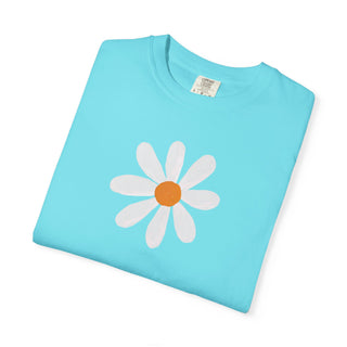 Artisan Grove Daisy Organic Cotton Tee | Vintage Floral Graphic Tee