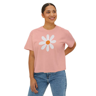 Artisan Grove Daisy Boxy Tee | Cropped Floral Graphic T-Shirt